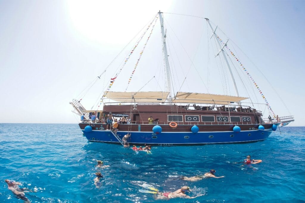 VIP Pirates Cruise, Red Sea