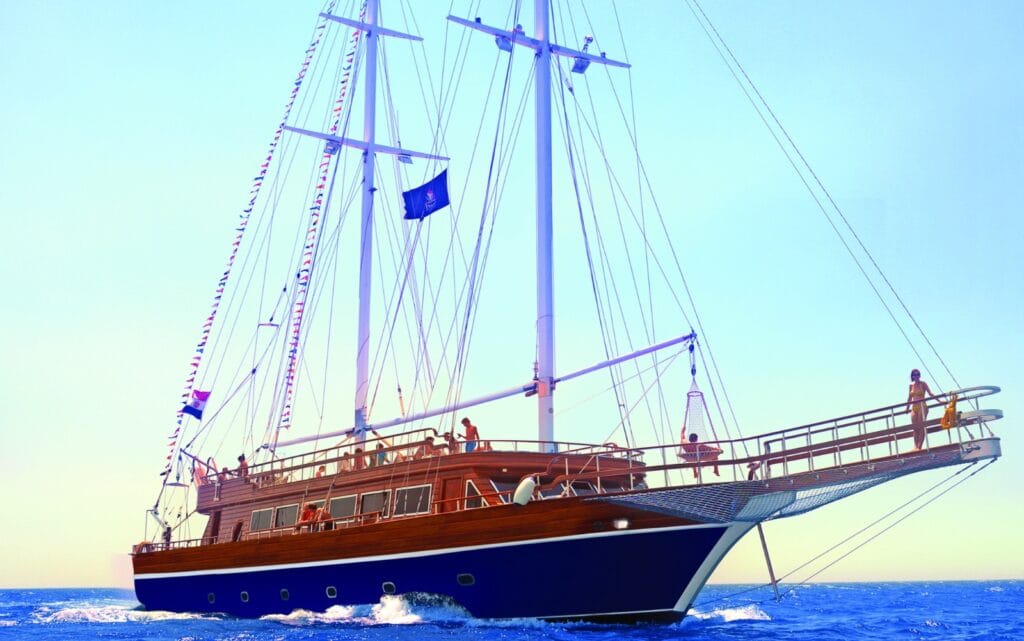 Luxury Cruise To Ras Muhammed , Sharm El Sheikh
